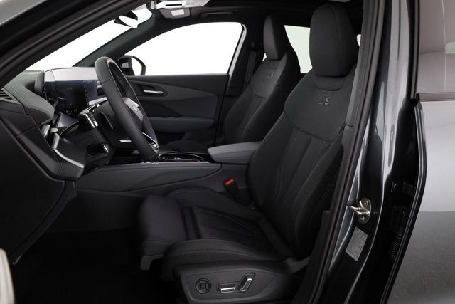 Audi Q3 TFSI quattro 150 kW S-Line, Pano, AHK, Navi, AreaView, Side, Winter, 20-Zoll 