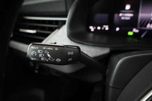 Skoda Kamiq Selection 1.5 TSI DSG Selection, LED, Kamera, Winter, Ladeboden, 16-Zoll, 4 J.-Garantie 