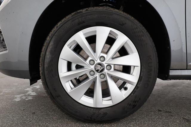 Skoda Kamiq Selection 1.5 TSI DSG Selection, LED, Kamera, Winter, Ladeboden, 16-Zoll, 4 J.-Garantie 