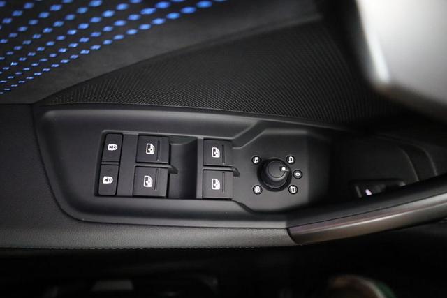 Audi RS3 Sportback 2.5 294 kW TFSI quattro quattro, SONOS, Matrix, Sportabgas, Side, 5 J.-Garantie 