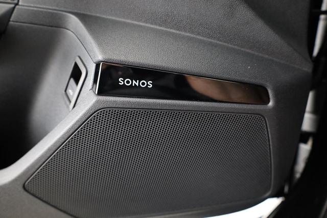 Audi RS3 Sportback 2.5 294 kW TFSI quattro quattro, SONOS, Matrix, Sportabgas, Side, 5 J.-Garantie 
