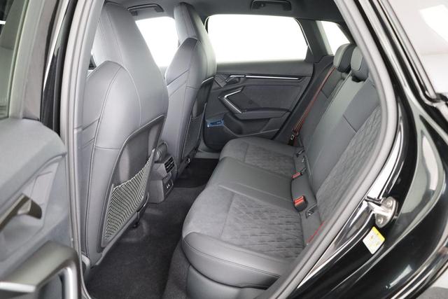 Audi RS3 Sportback 2.5 294 kW TFSI quattro quattro, SONOS, Matrix, Sportabgas, Side, 5 J.-Garantie 