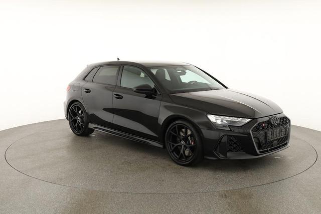 Audi RS3 Sportback 2.5 294 kW TFSI quattro quattro, SONOS, Matrix, Sportabgas, Side, 5 J.-Garantie 