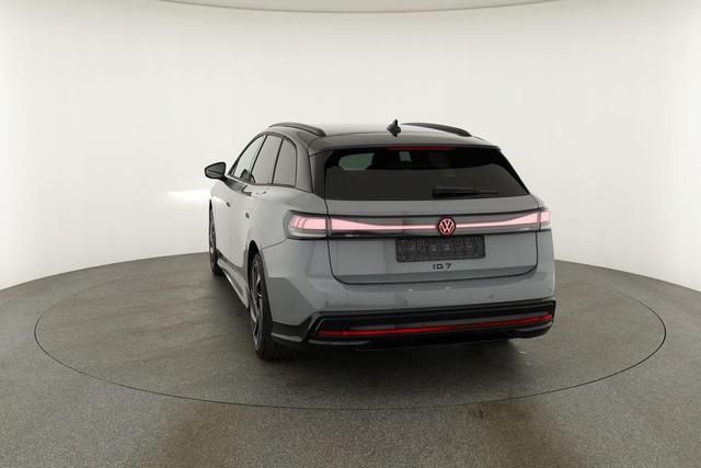 Volkswagen ID.7 Kombi Pro 210 kW Tourer Black, HuD, IQ.Light, IQ.Drive, AreaView, Side, Winter, 20-Zoll 