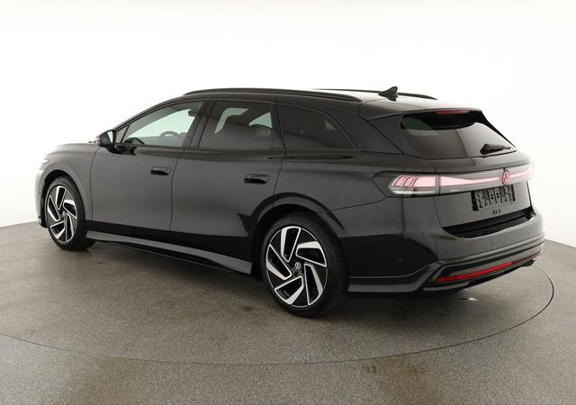 Volkswagen ID.7 Kombi Pro 210 kW Tourer Black, AHK, HuD, IQ.Light, IQ.Drive, AreaView, Side, Winter, 20-Zoll 