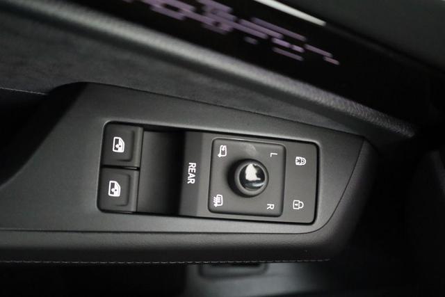 Volkswagen ID.7 Tourer Pro Black, AHK, HuD, IQ.Light, IQ.Drive, AreaView, Side, Winter, 20-Zoll 