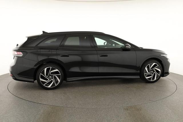 Volkswagen ID.7 Tourer Pro Black, AHK, HuD, IQ.Light, IQ.Drive, AreaView, Side, Winter, 20-Zoll 