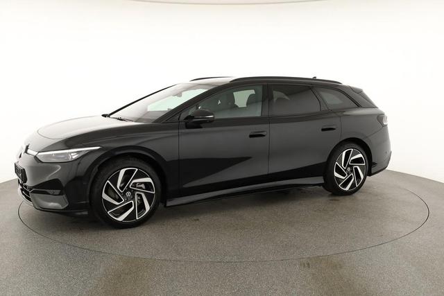 Volkswagen ID.7 Tourer Pro Black, AHK, HuD, IQ.Light, IQ.Drive, AreaView, Side, Winter, 20-Zoll 