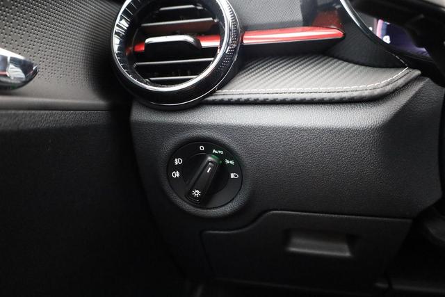 Skoda Fabia Monte Carlo 1.0 TSI Carlo, LED, Kamera, Winter, App-Connect, 5 J.-Garantie 