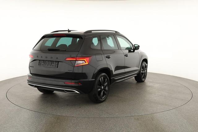 Skoda Karoq Sportline 4x4 2.0 TSI DSG Sportline, AHK, LED, Kamera, Winter, el. Klappe, ACC 