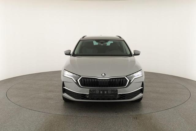 Skoda Octavia Combi 1.5 TSI 110 kW Selection Selection, AHK, LED, Side, ACC, Kamera, 17-Zoll 