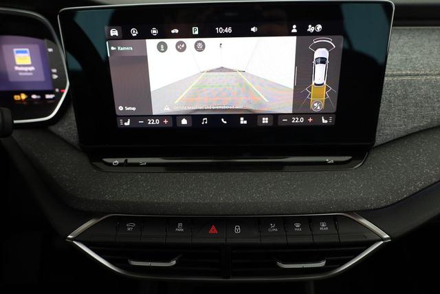 Skoda Octavia Combi 1.5 TSI 110 kW Selection Selection, AHK, LED, Side, ACC, Kamera, Winter, 17-Zoll 