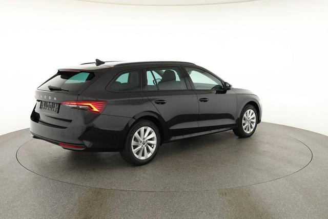 Skoda Octavia Combi 1.5 TSI 110 kW Selection Selection, AHK, LED, Side, ACC, Kamera, Winter, 17-Zoll 