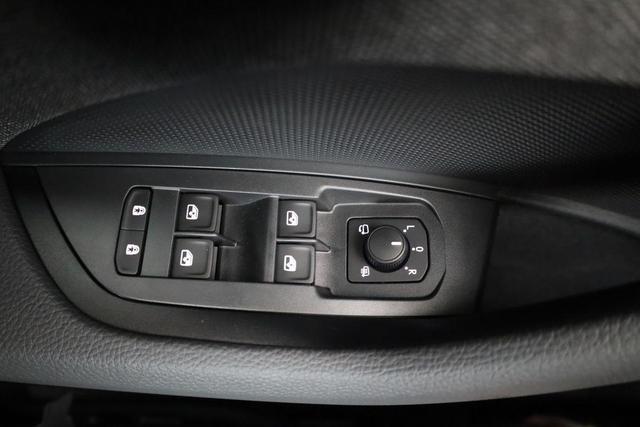Skoda Kodiaq 1.5 TSI mHEV 110 kW Selection DSG Selection, AHK, Navi, Side, Kamera, Winter, 4 J.- Garantie 