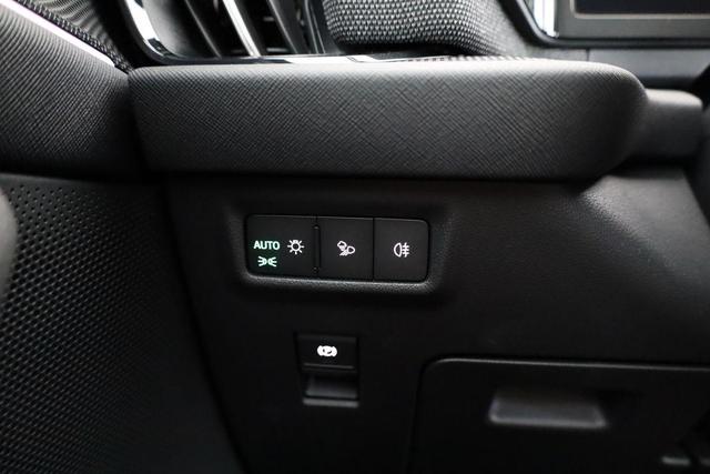 Skoda Kodiaq 1.5 TSI mHEV 110 kW Selection DSG Selection, AHK, Navi, Side, Kamera, Winter, 4 J.- Garantie 