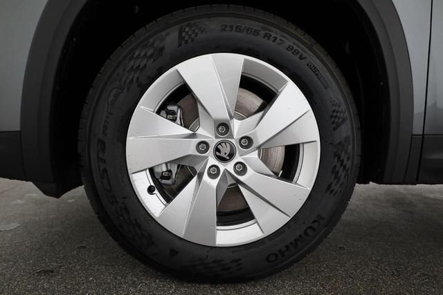 Skoda Kodiaq 1.5 TSI mHEV 110 kW Selection DSG Selection, AHK, Navi, Side, Kamera, Winter, 4 J.- Garantie 