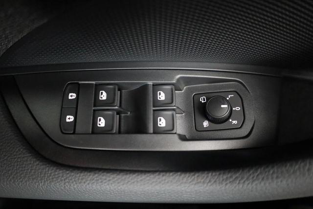 Skoda Kodiaq 1.5 TSI mHEV 110 kW Selection DSG Selection, AHK, Navi, Side, Kamera, Winter, 4 J.- Garantie 