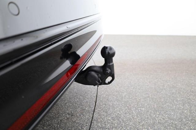 Volkswagen ID.7 Tourer Pro Black, AHK, HuD, IQ.Light, IQ.Drive, AreaView, Side, Winter, 19-Zoll 