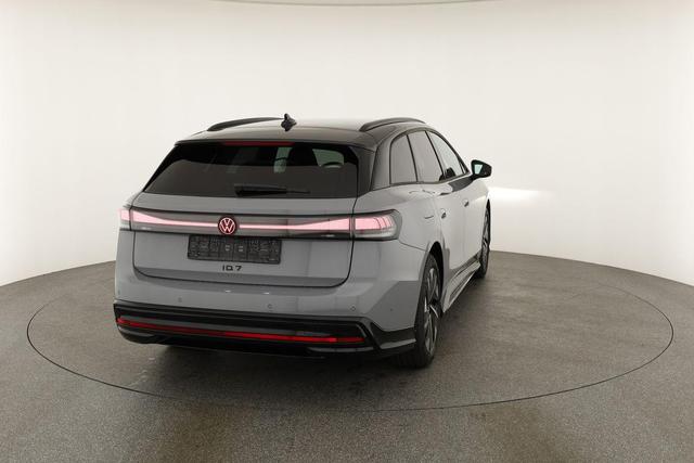 Volkswagen ID.7 Tourer Pro Black, AHK, HuD, IQ.Light, IQ.Drive, AreaView, Side, Winter, 19-Zoll 