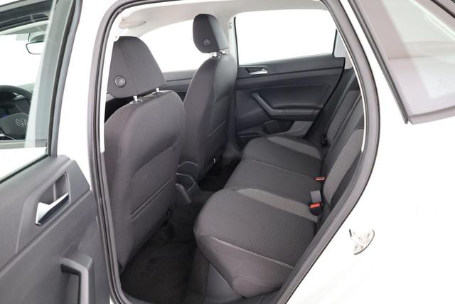 Volkswagen Polo Basis 1.0 MPI Life, Park, Winterpaket, App-Connect, sofort 