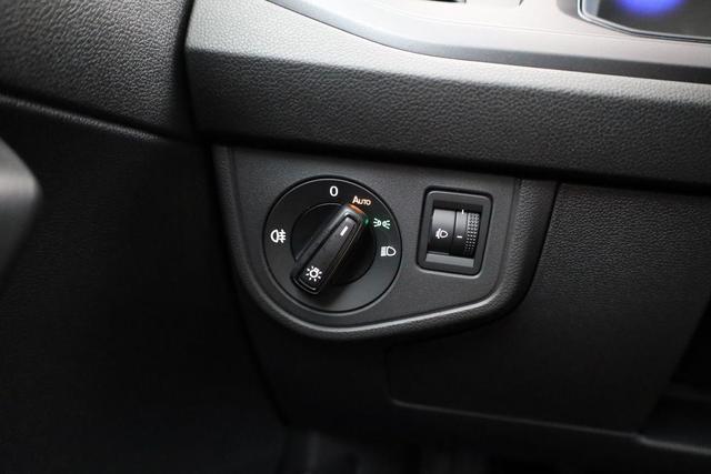 Volkswagen Polo Basis 1.0 MPI Life, Park, Winterpaket, App-Connect, sofort 