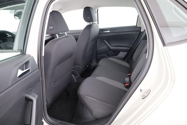 Volkswagen Polo Basis 1.0 MPI Life, Park, Winterpaket, App-Connect, sofort 