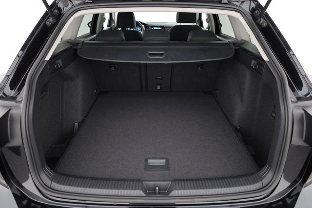 Volkswagen Golf Variant Life eTSI VIII 1.5 DSG Life, AHK, LED, Side, Winter, 17-Zoll 