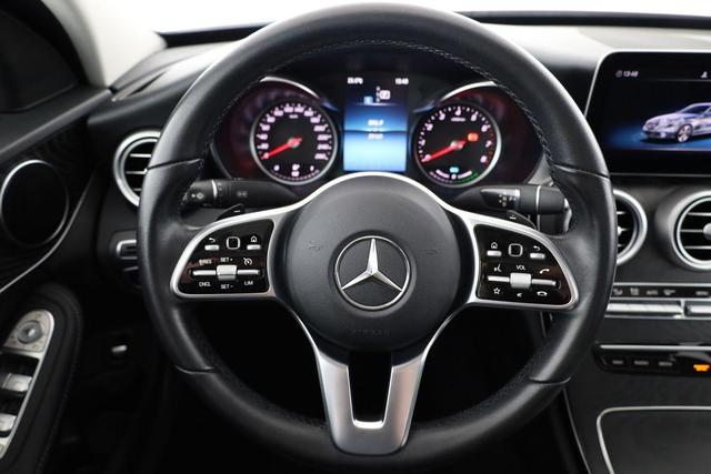 Mercedes-Benz C-Klasse C 200 (205.077) Avantgarde, LED High, Pano, Navi, Night-Paket, Kamera 