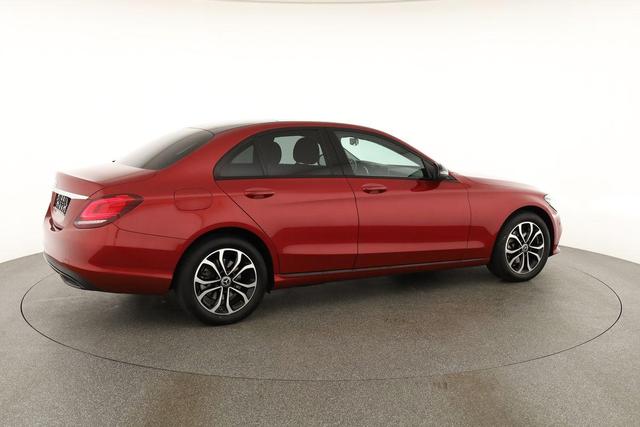 Mercedes-Benz C-Klasse C 200 (205.077) Avantgarde, LED High, Pano, Navi, Night-Paket, Kamera 