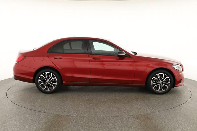 Mercedes-Benz C-Klasse C 200 (205.077) Avantgarde, LED High, Pano, Navi, Night-Paket, Kamera 
