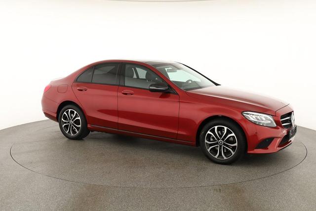 Mercedes-Benz C-Klasse C 200 (205.077) Avantgarde, LED High, Pano, Navi, Night-Paket, Kamera 