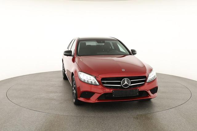 Mercedes-Benz C-Klasse C 200 (205.077) Avantgarde, LED High, Pano, Navi, Night-Paket, Kamera 