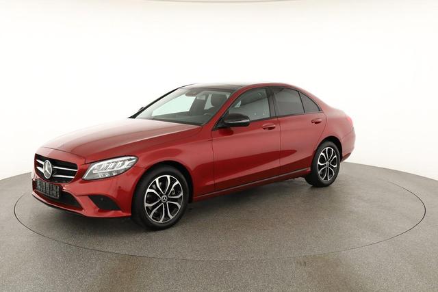 Mercedes-Benz C-Klasse C 200 (205.077) Avantgarde, LED High, Pano, Navi, Night-Paket, Kamera 