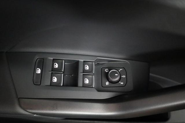 Volkswagen T-Cross 1.5 TSI 110 kW R-Line DSG R-Line, IQ.Light, Navi, Side, Kamera, Winter, 18-Zoll 