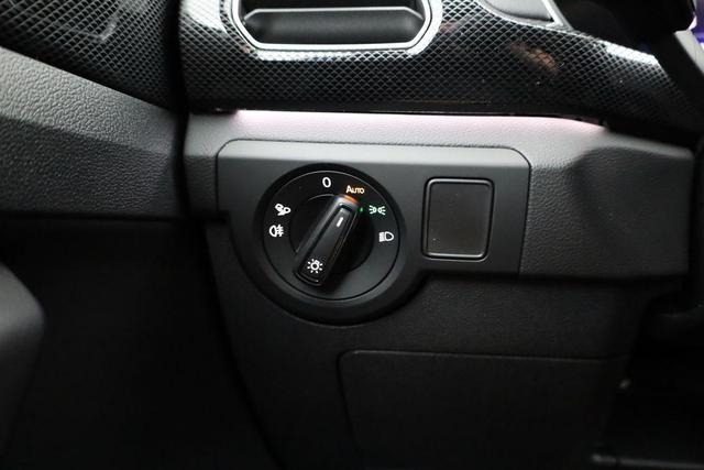 Volkswagen T-Cross 1.5 TSI 110 kW R-Line DSG R-Line, IQ.Light, Navi, Side, Kamera, Winter, 18-Zoll 