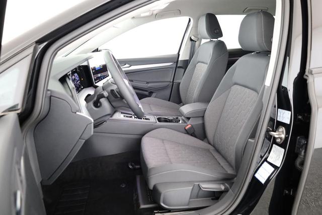 Volkswagen Golf Variant 1.5 eTSI 110 kW Life VIII DSG Life, easyOpen, Kamera, LED, Side, Winter, 3 J.-Garantie 