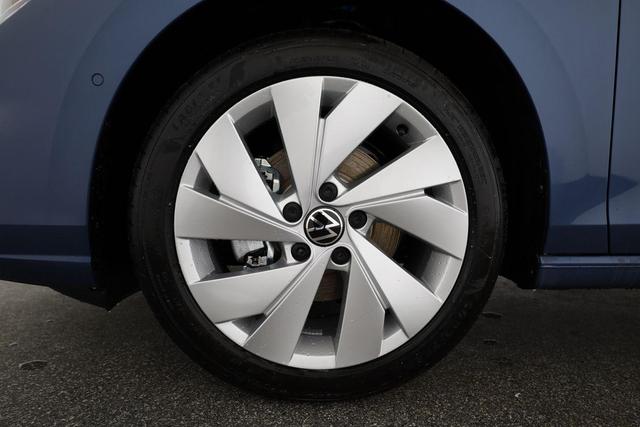 Volkswagen Golf Variant 1.5 eTSI 110 kW Life VIII DSG Life, easyOpen, Kamera, LED, Side, Winter, 3 J.-Garantie 