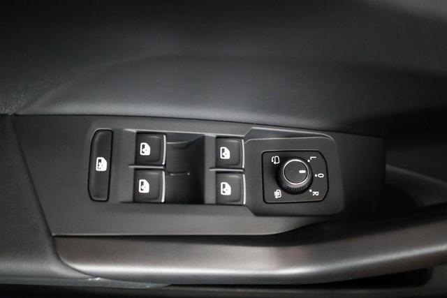 Volkswagen T-Cross 1.5 TSI 110 kW R-Line DSG R-Line, IQ.Light, Navi, Side, Kamera, Winter, 18-Zoll 