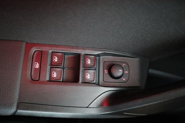 Seat Ibiza FR 1.0 TSI DSG FR, LED, Navi, Kamera, AppConnect, 17-Zoll 