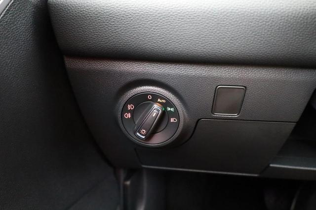 Seat Ibiza FR 1.0 TSI DSG FR, LED, Navi, Kamera, AppConnect, 17-Zoll 