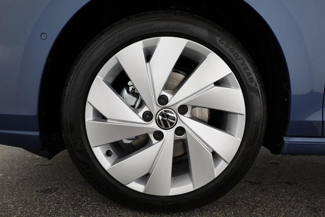 Volkswagen Golf Variant 1.5 eTSI 110 kW Life VIII DSG Life, AHK, easyOpen, Kamera, LED, Side, Winter, 3 J.-Garantie 