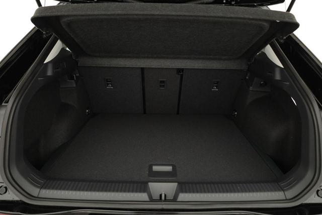 Volkswagen T-Roc 1.5 eTSI 110 kW Life DSG Life, neues Modell, LED, Kamera, Side, Winter, 17-Zoll 