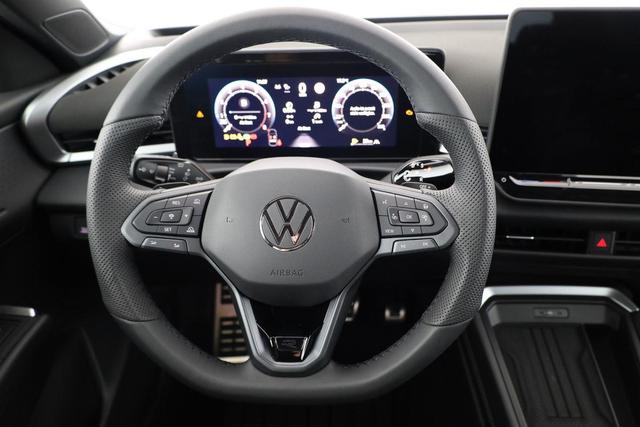 Volkswagen T-Roc 1.5 eTSI 110 kW R-Line DSG Black, neues Modell, 19-Zoll, Winter, sofort 