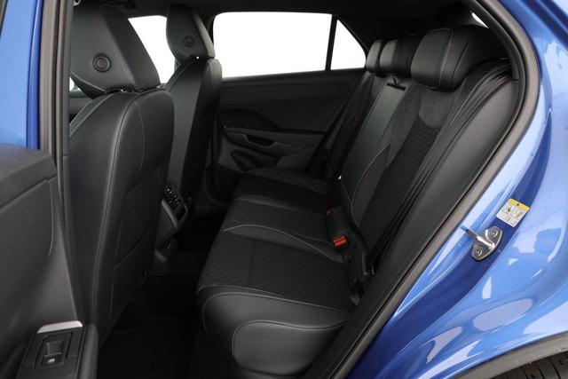 Volkswagen T-Roc 1.5 eTSI 110 kW R-Line DSG Black, neues Modell, 19-Zoll, Winter, sofort 