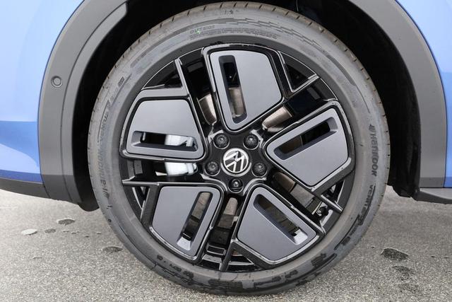 Volkswagen T-Roc 1.5 eTSI 110 kW R-Line DSG Black, neues Modell, 19-Zoll, Winter, sofort 