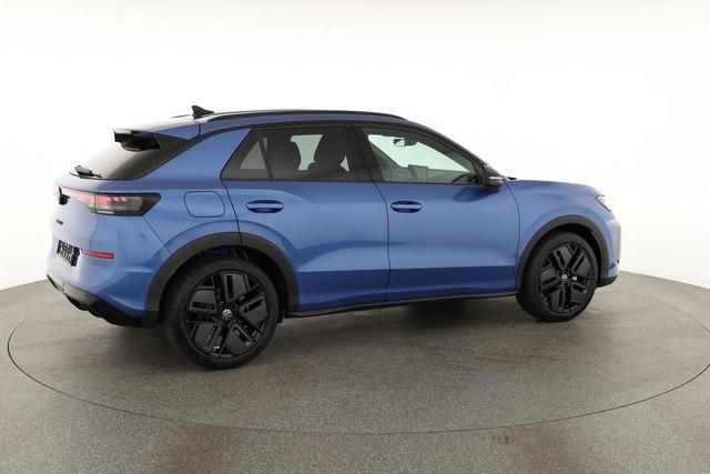 Volkswagen T-Roc 1.5 eTSI 110 kW R-Line DSG Black, neues Modell, 19-Zoll, Winter, sofort 