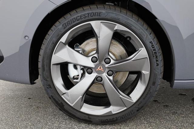 Cupra Leon Sportstourer 2.0 TSI 150 kW 4Drive DSG 4Drive, AHK, Navi, Side, Matrix, el. Klappe, 18-Zoll, 5 J.-Garantie 