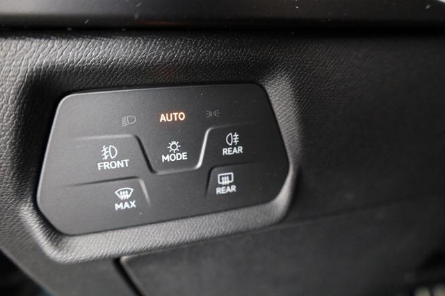 Cupra Leon Sportstourer 2.0 TSI 150 kW 4Drive DSG 4Drive, Navi, Side, Matrix, el. Klappe, 18-Zoll, 5 J.-Garantie 