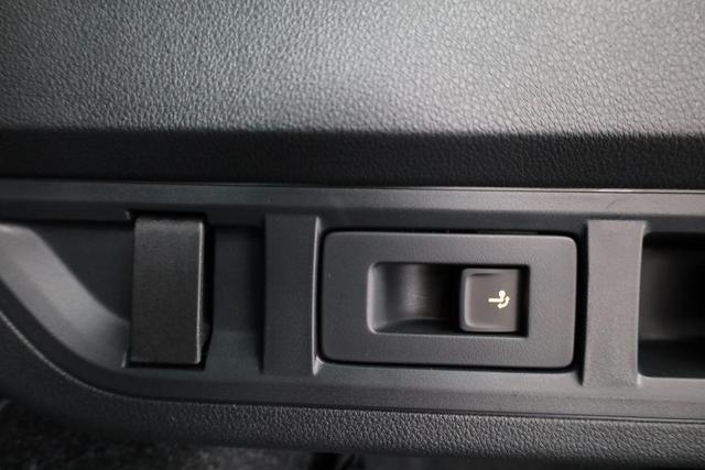 Skoda Octavia Combi 2.0 TDI 110 kW Selection DSG Selection, Navi, Pano, AHK, Teilleder, 5-J Garantie 