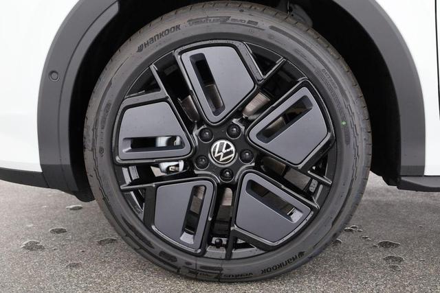 Volkswagen T-Roc 1.5 eTSI 110 kW R-Line DSG Black, neues Modell, 19-Zoll, Winter, sofort 